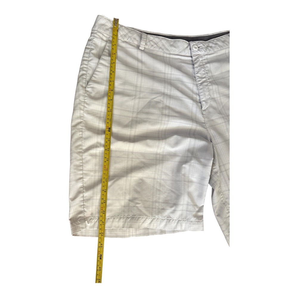 Under Armour Mens Size 40 Golf Shorts Tan Plaid Flat Front Performance Stretch - Picture 4 of 8